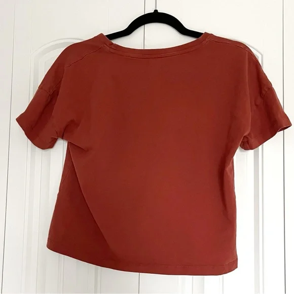 Stranger Things Cropped Tee - Picture 3 of 4